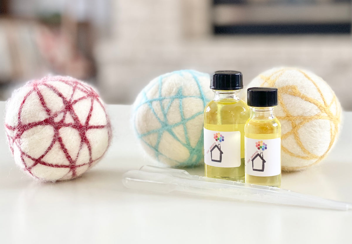 Wool Dryer Balls With Essential Oils