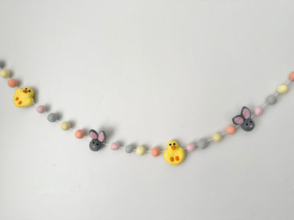 Chick & Bunny Garland