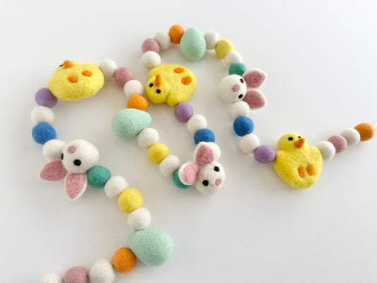 Everything Easter Garland