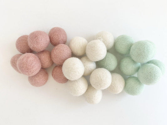 Soft Nursery - 2 cm Felt Pom Pom Balls - Wool Jamboree