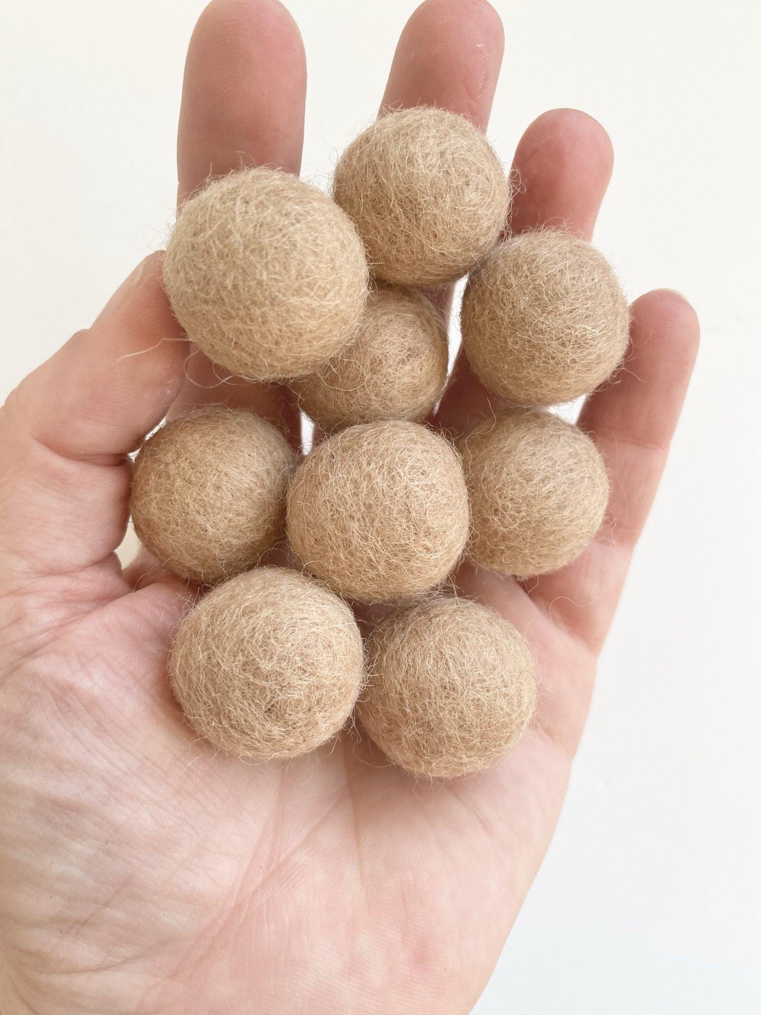 Neutral Gradient Felt Balls 2.5 Cm Felted Wool Balls for Crafting